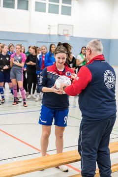 Bild 26 - Loewinnen Cup B-Juniorinnen